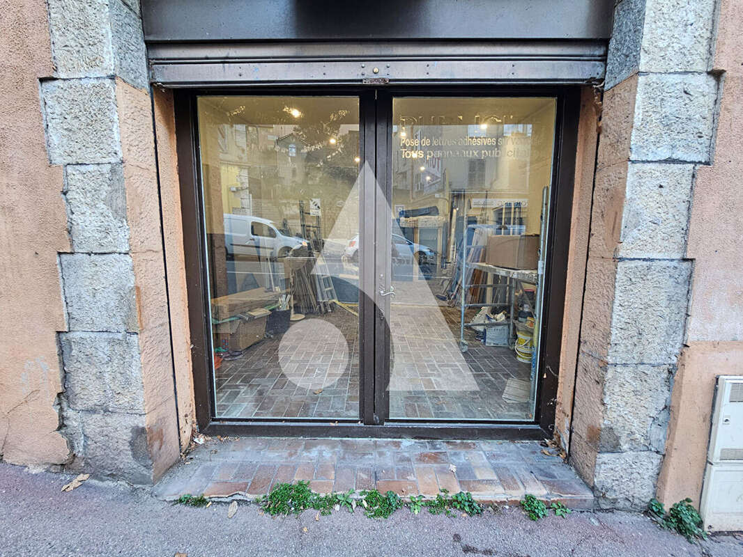 Local commercial Grasse 41m2 - photo 3
