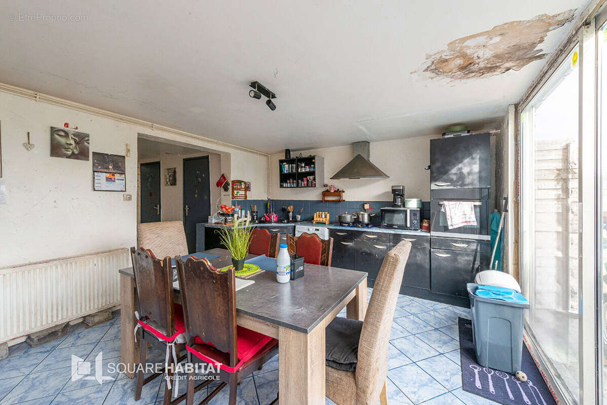 Maison à AUBERCHICOURT