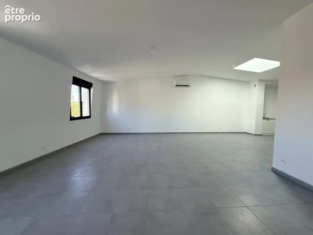 Appartement F3 91 m2 à vendre à Livry-Gargan   Résidence 2020 avec parking, climatisation et pompe à chaleur - photo 3