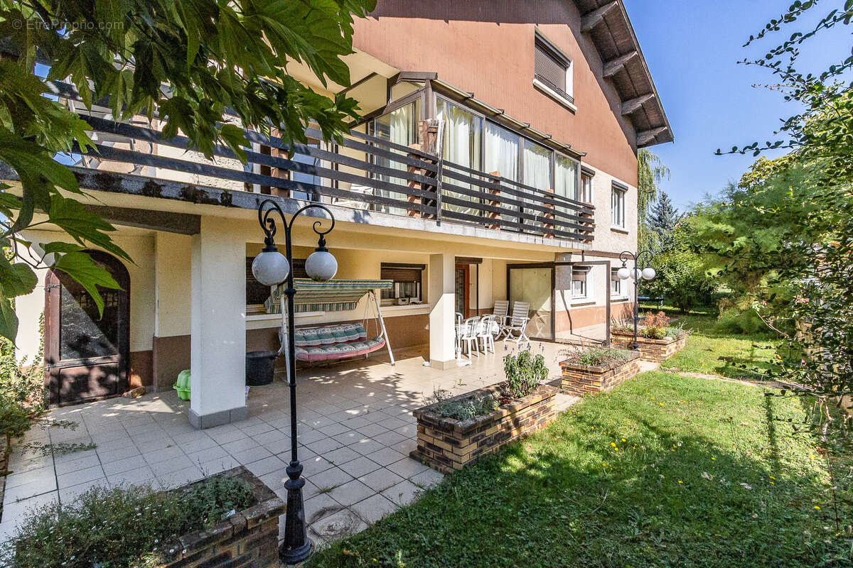 Maison à ARNAS