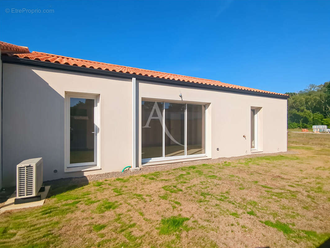 Maison à CHALLANS