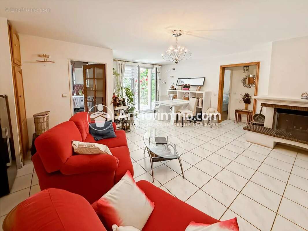 Appartement à SOISY-SUR-SEINE