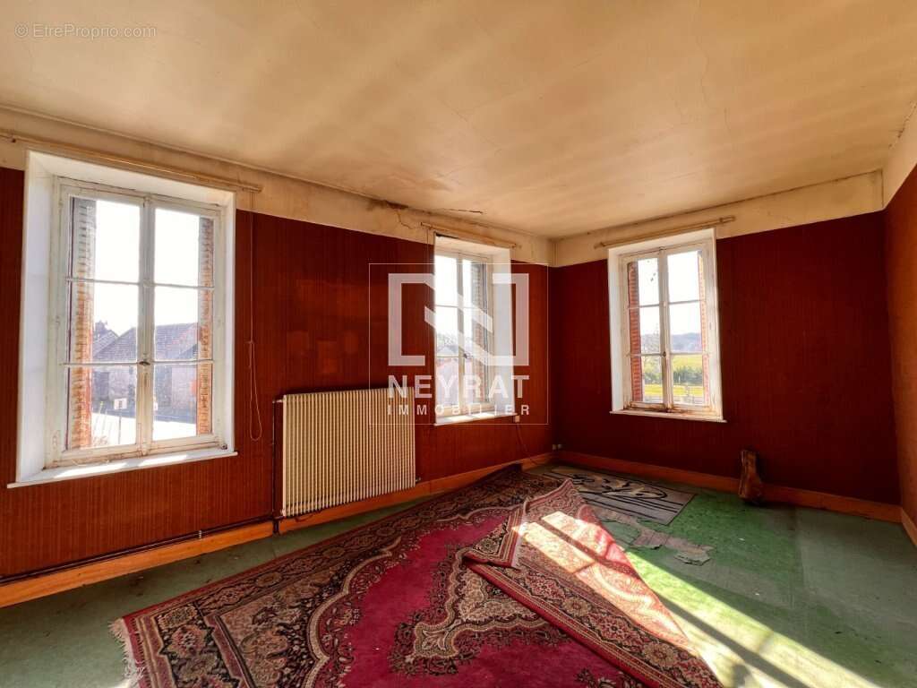 Maison à EPINAC