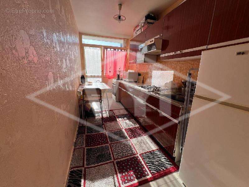 Appartement à BOUSSY-SAINT-ANTOINE