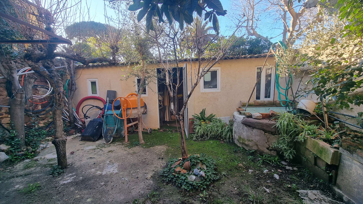 Maison à LA FARLEDE