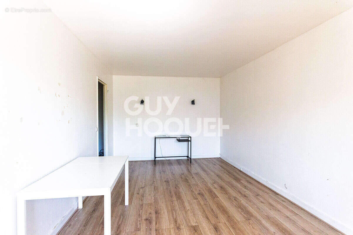 Appartement à NANTERRE