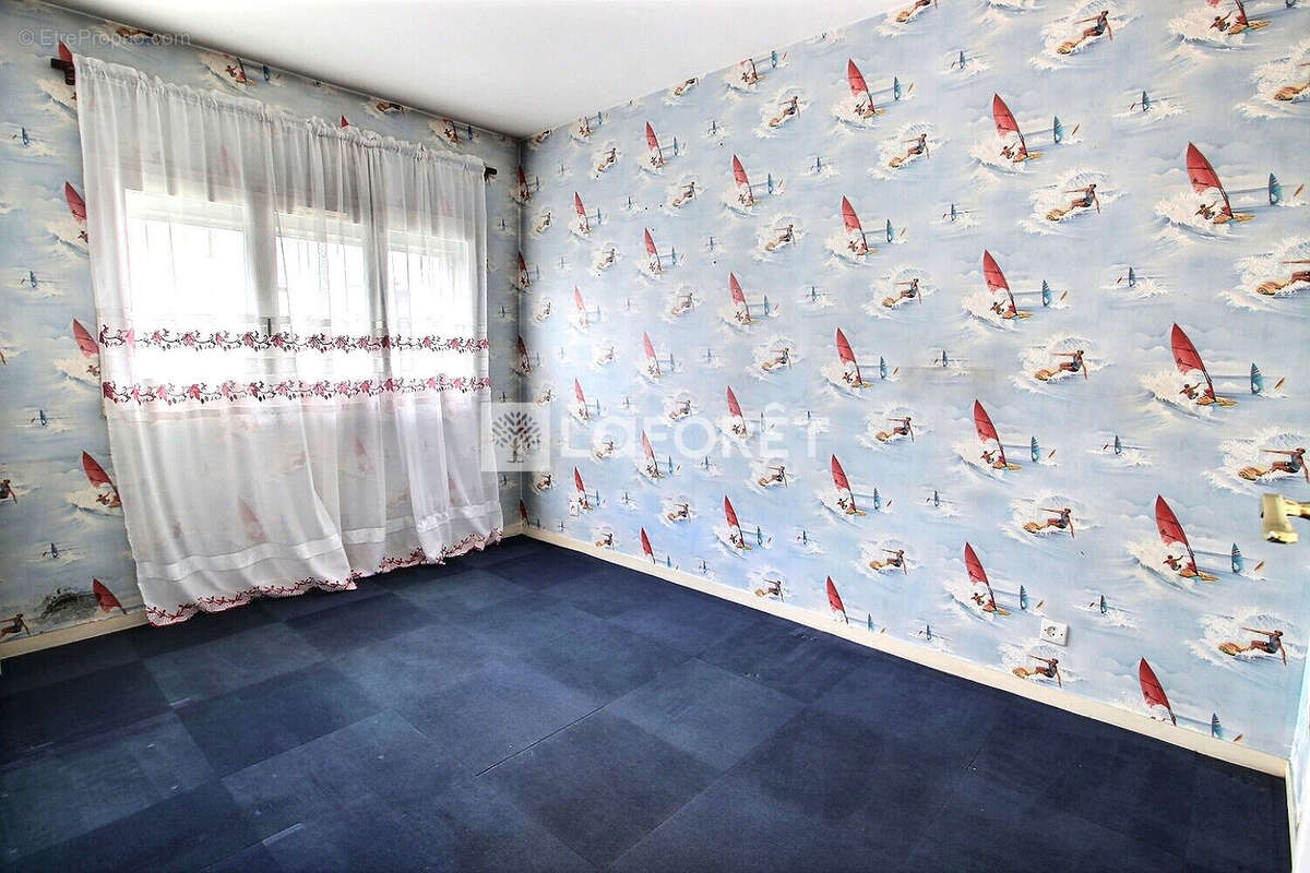 Appartement à GENNEVILLIERS