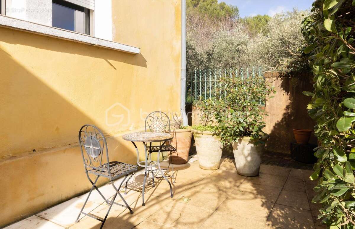 Demeure de caractère avec ascenseur, dépendances et terrain piscinable - photo 25