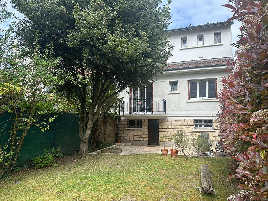Maison à VIROFLAY