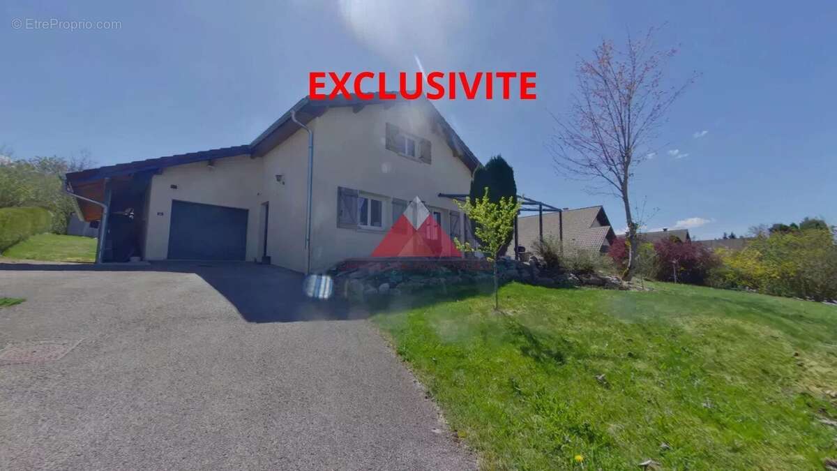 Maison à SAINT-LAURENT-EN-GRANDVAUX