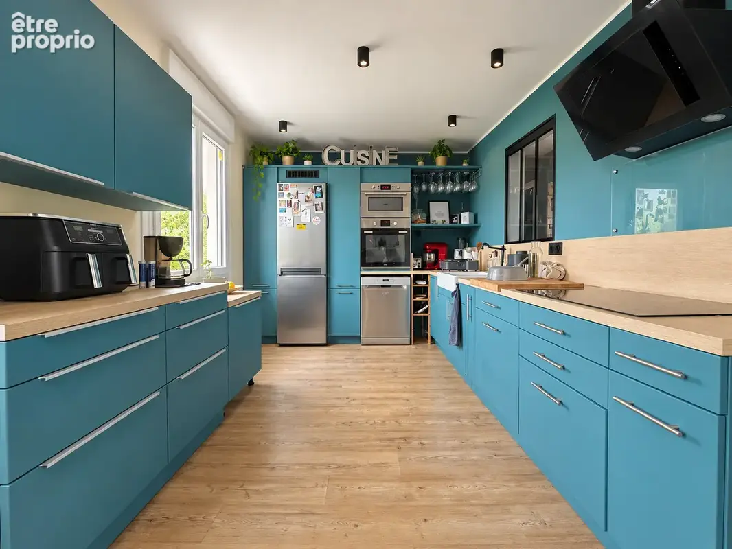 Maison familiale avec piscine et garage - photo 6