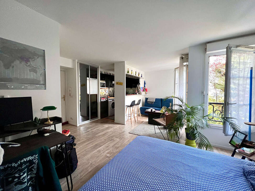 Appartement à SURESNES
