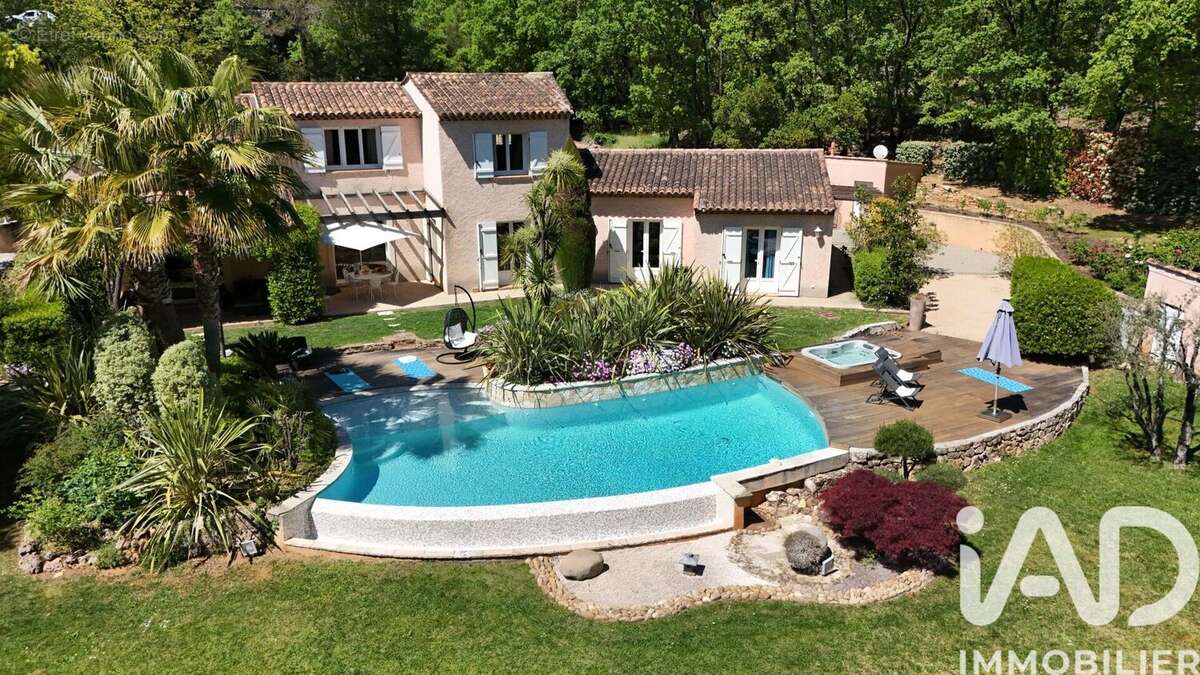 Photo 2 - Maison à DRAGUIGNAN