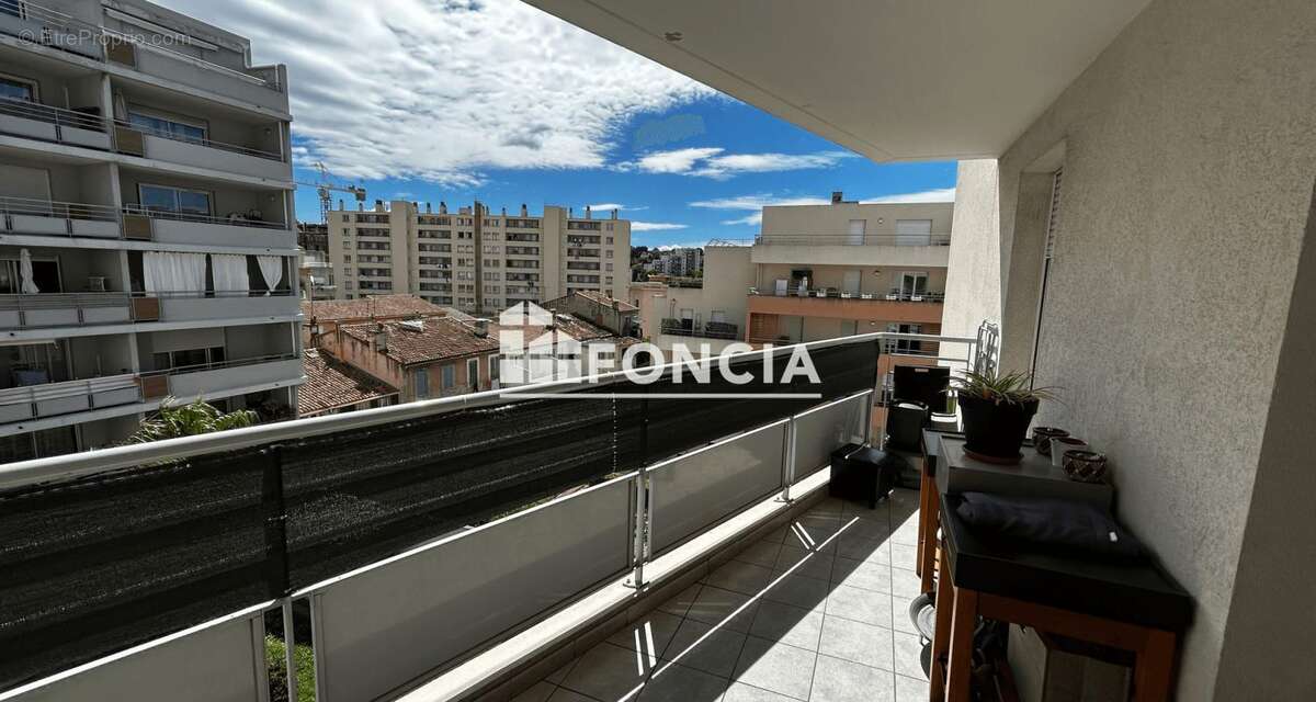 Appartement à MARSEILLE-13E