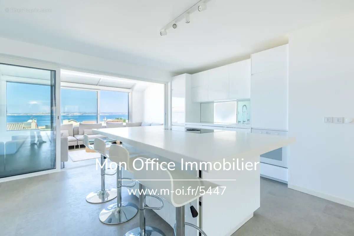 Appartement à MARSEILLE-8E