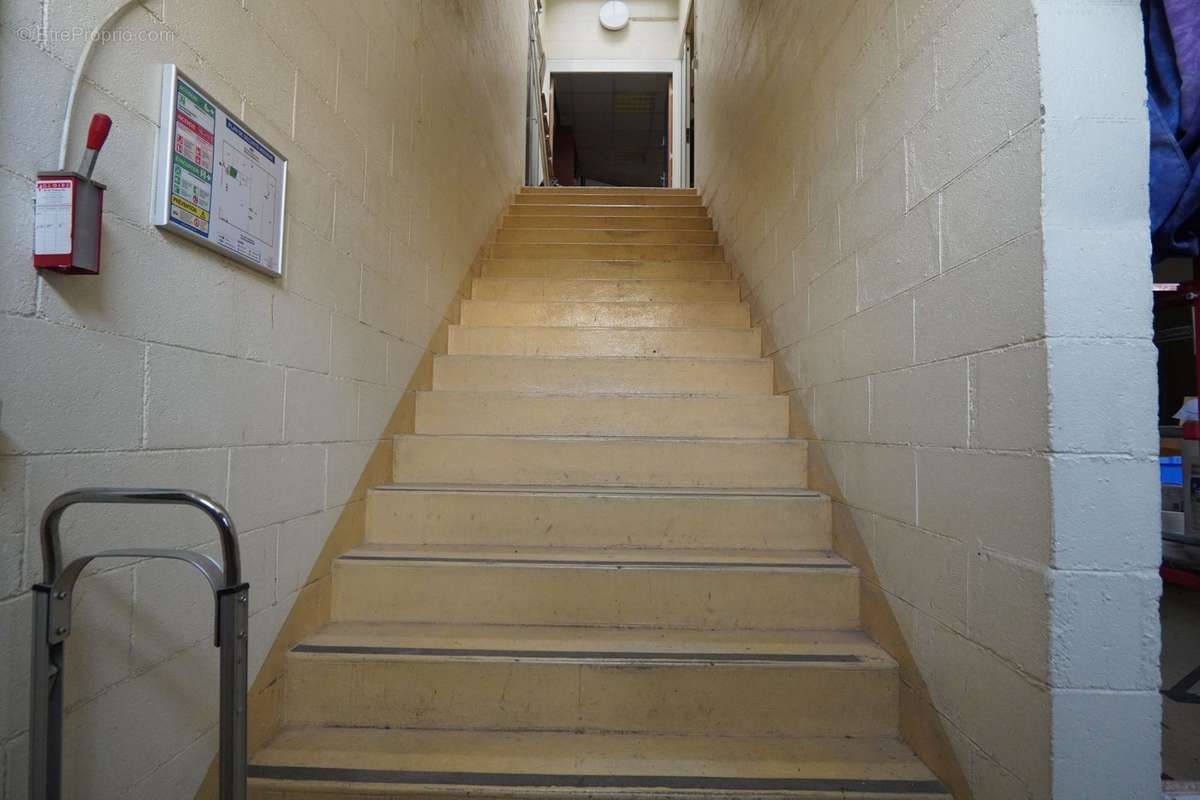 Commerce à ROMAINVILLE