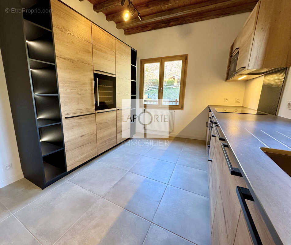 Maison à FONTCOUVERTE-LA-TOUSSUIRE