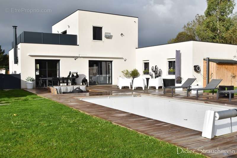 Maison à AIGREFEUILLE-D'AUNIS