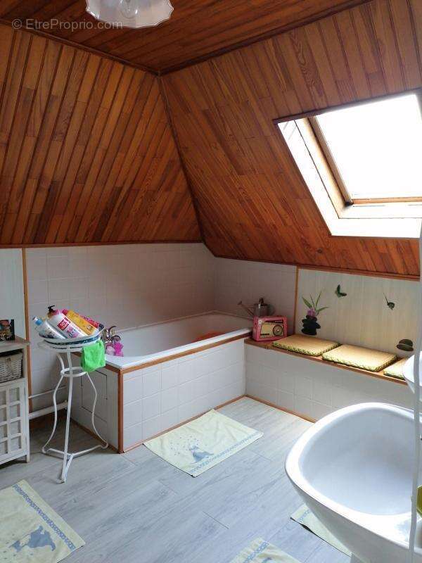 Maison à ORIGNY-SAINTE-BENOITE