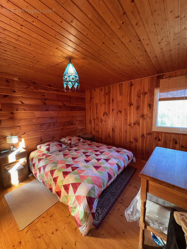 Maison à SAINT-ETIENNE-SUR-USSON