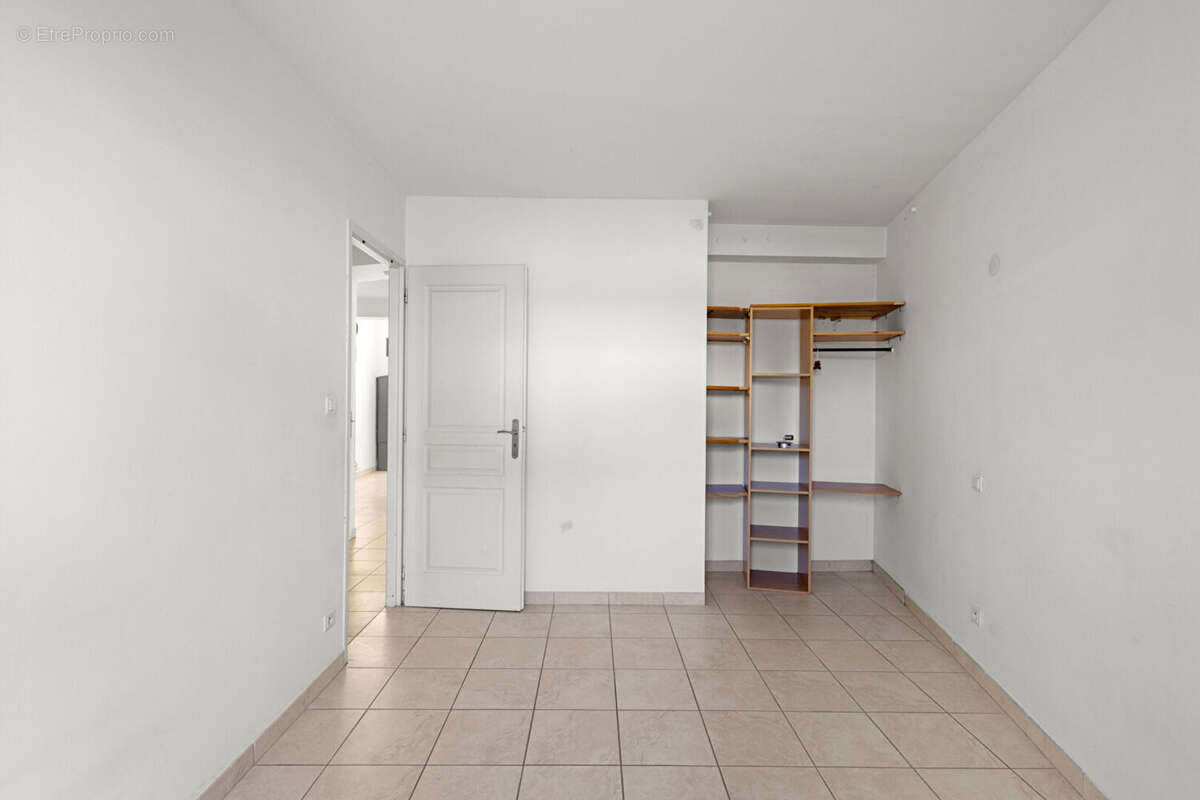 Maison à LA FARE-LES-OLIVIERS