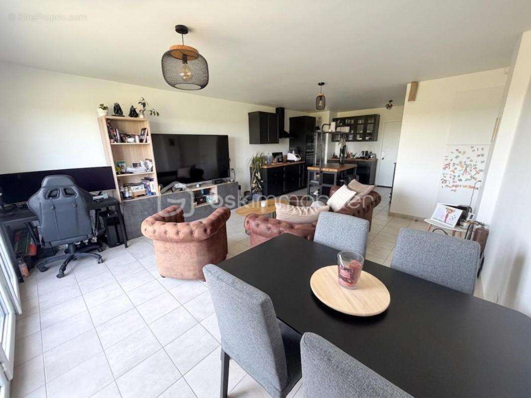 Appartement à TIGERY
