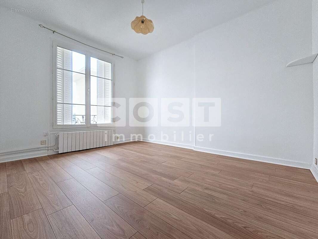 Appartement à BOIS-COLOMBES