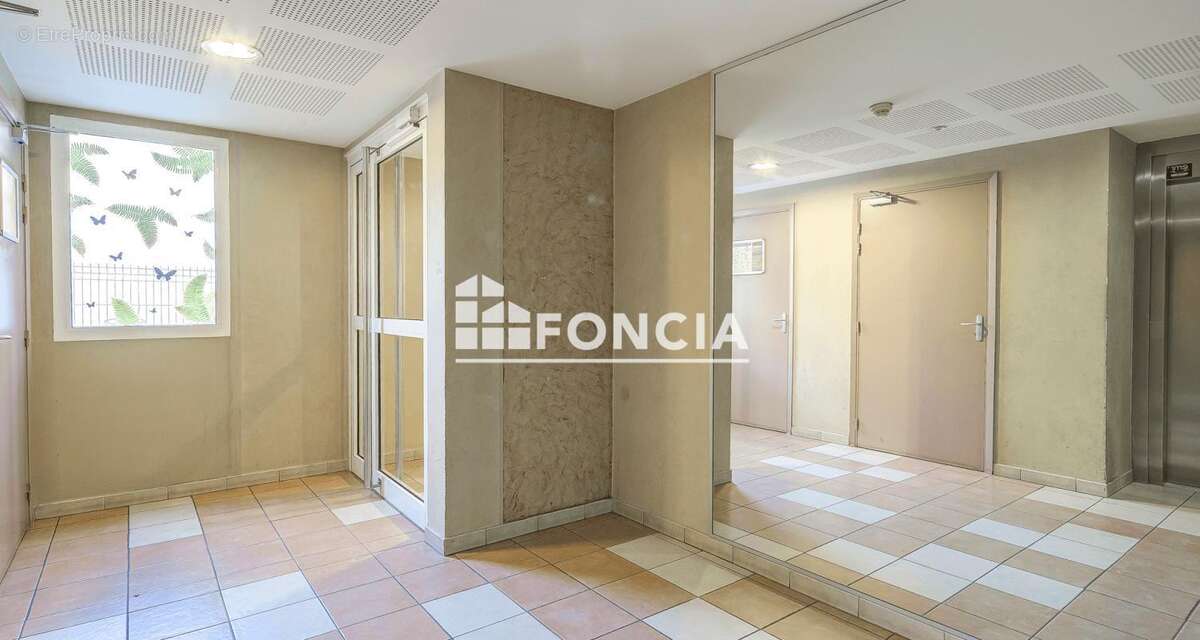 Appartement à SAINT-ANDRE-DE-LA-ROCHE