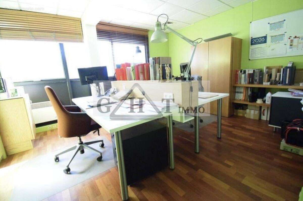 A vendre à l'investissement 9,9% de rentabilité - photo 10