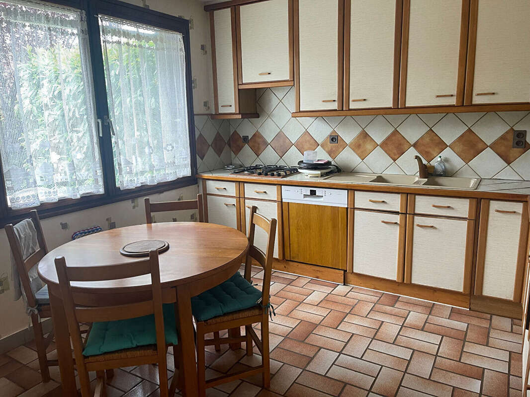 Maison à HAUTEVILLE-LES-DIJON