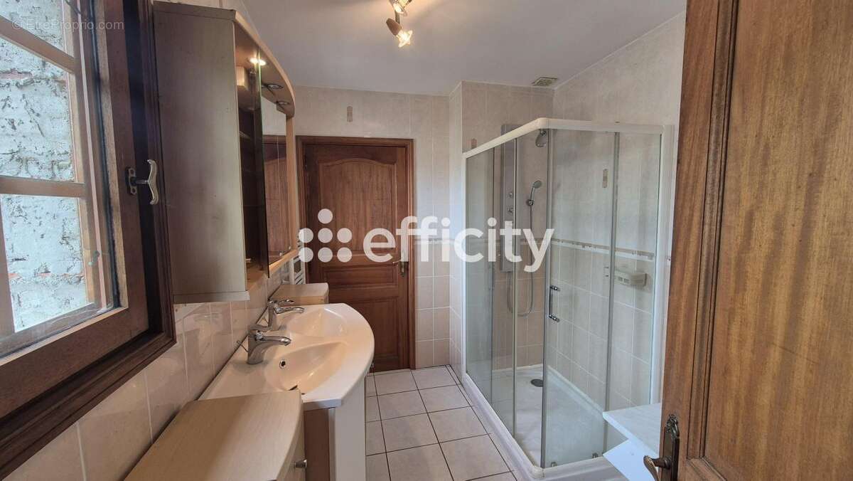 Maison 207 m² à Mandeville-En-Bessin  - photo 13