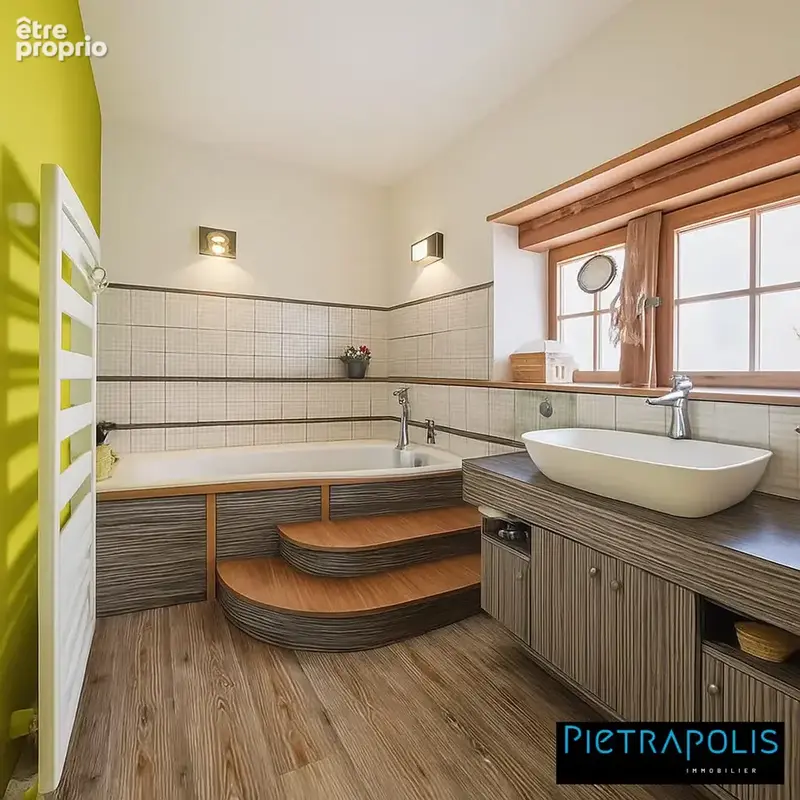 Maison 6 pièces 140 m² à vendre à Condrieu (69420) - photo 5