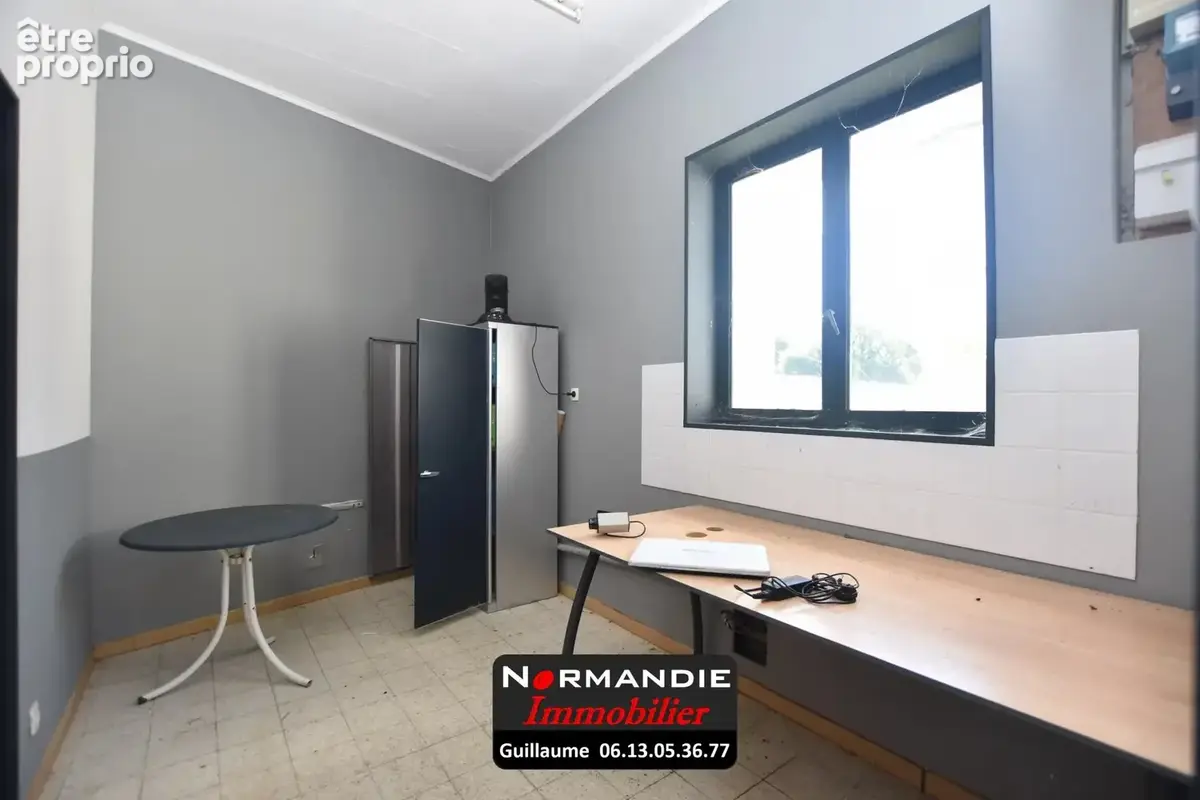 Commerce 826 m² à vendre à Valmont (76540) - photo 4
