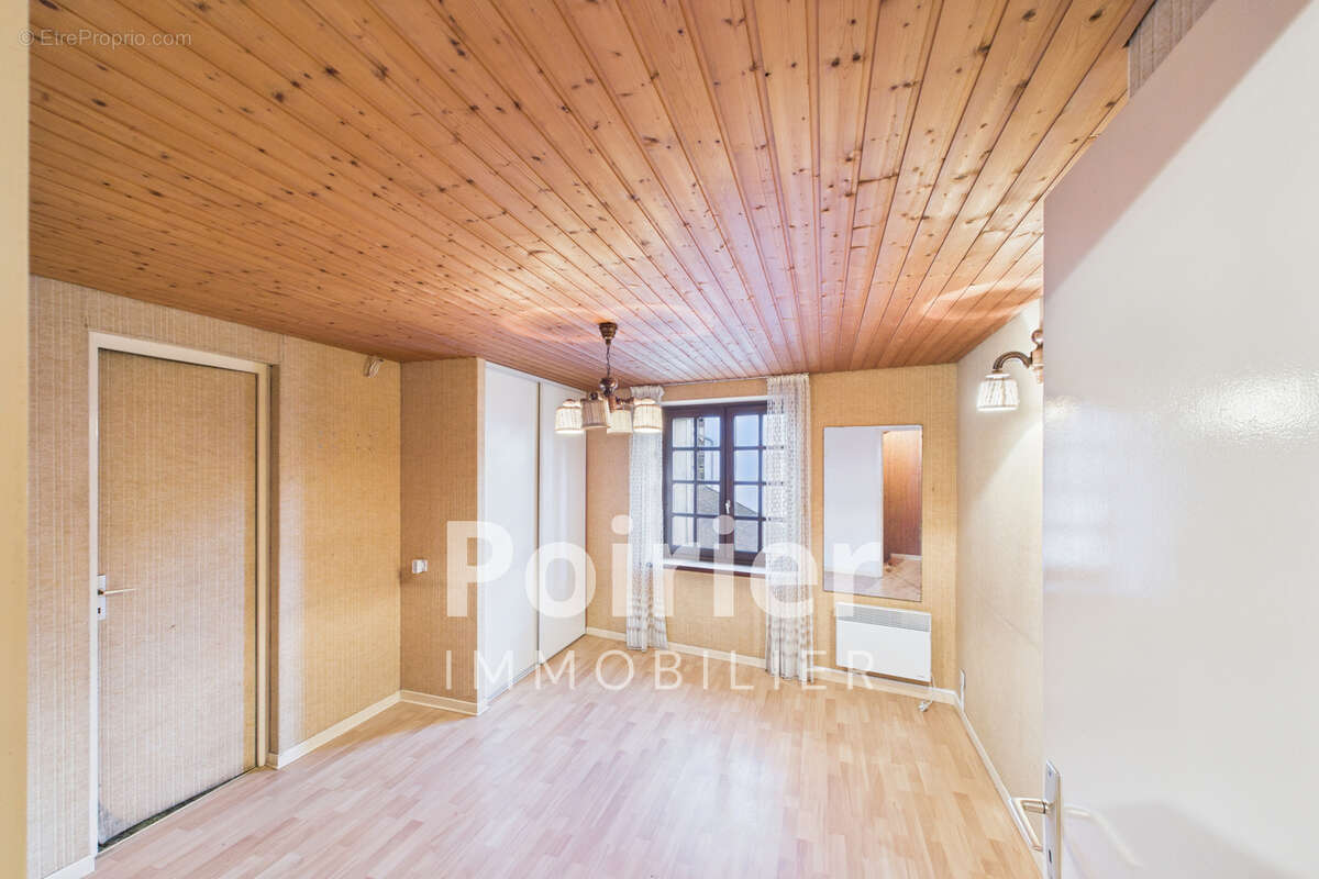 Maison à PERRIGNIER