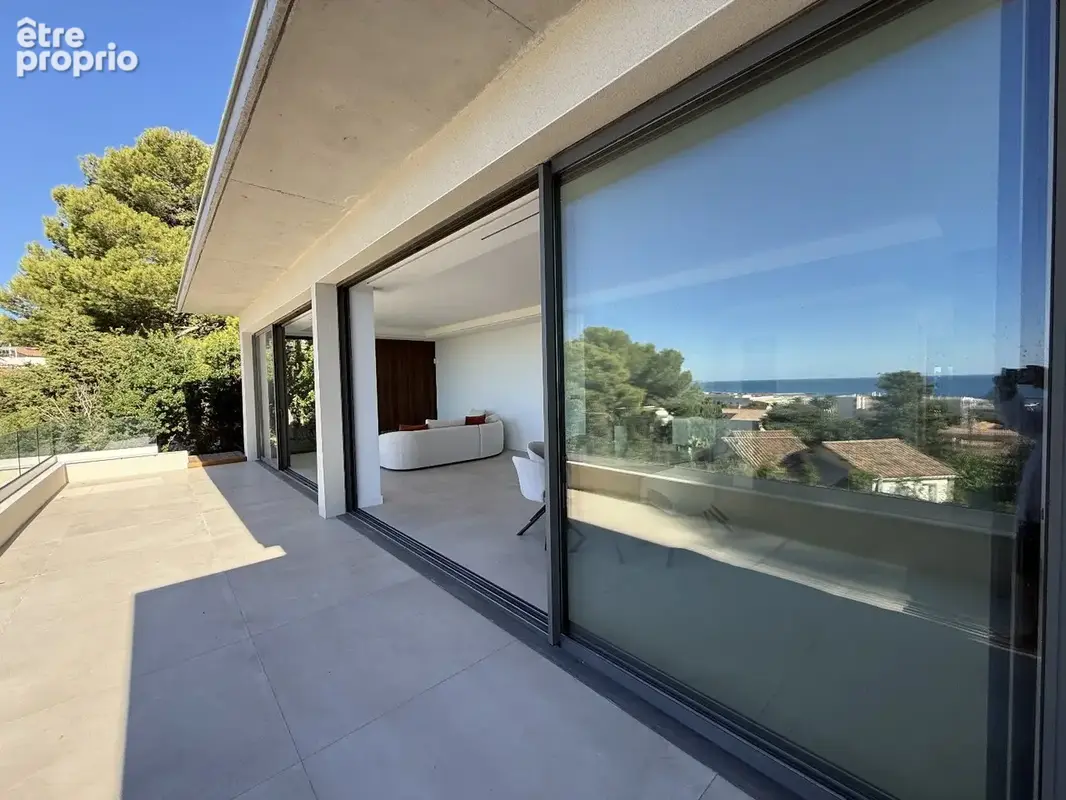 Côté bas Saint-Clair,  -maison d'architecte de plain-pied, neuve avec une vue mer - photo 5