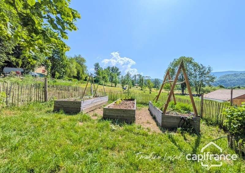 Maison en pierre rénovée avec jardin – 111 m² – Saint-Martin-en-Vercors (26420) - photo 23