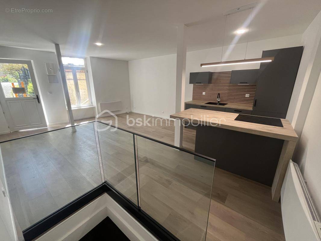 Appartement à ALBERTVILLE