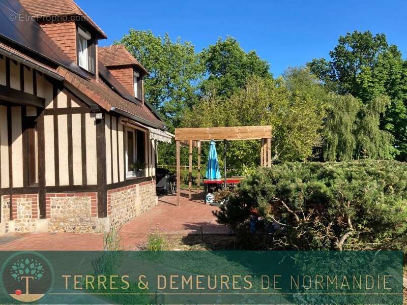 Maison à BONNEVILLE-LA-LOUVET