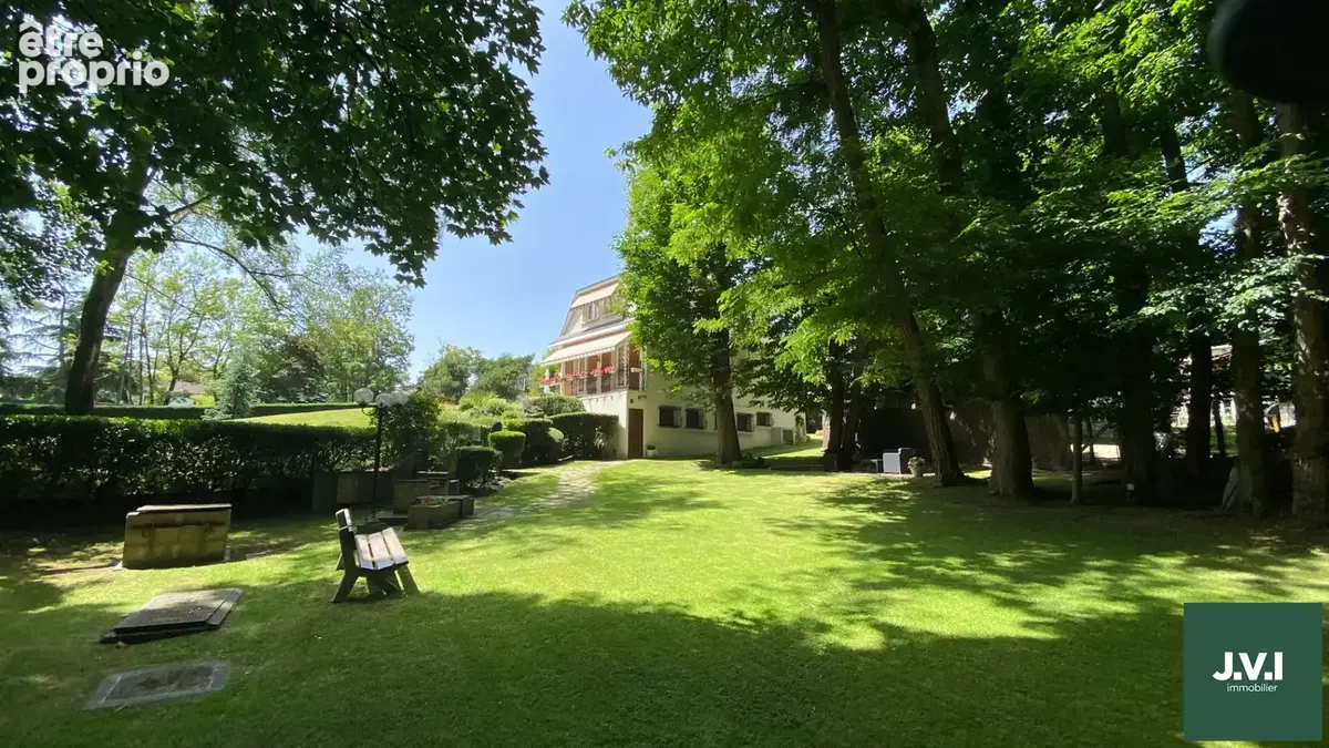 A VENDRE Maison Saint Brice Sous Foret 232 m² - photo 6