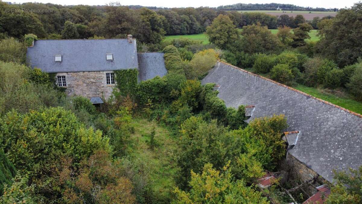 Maison à SAINT-GILLES-VIEUX-MARCHE