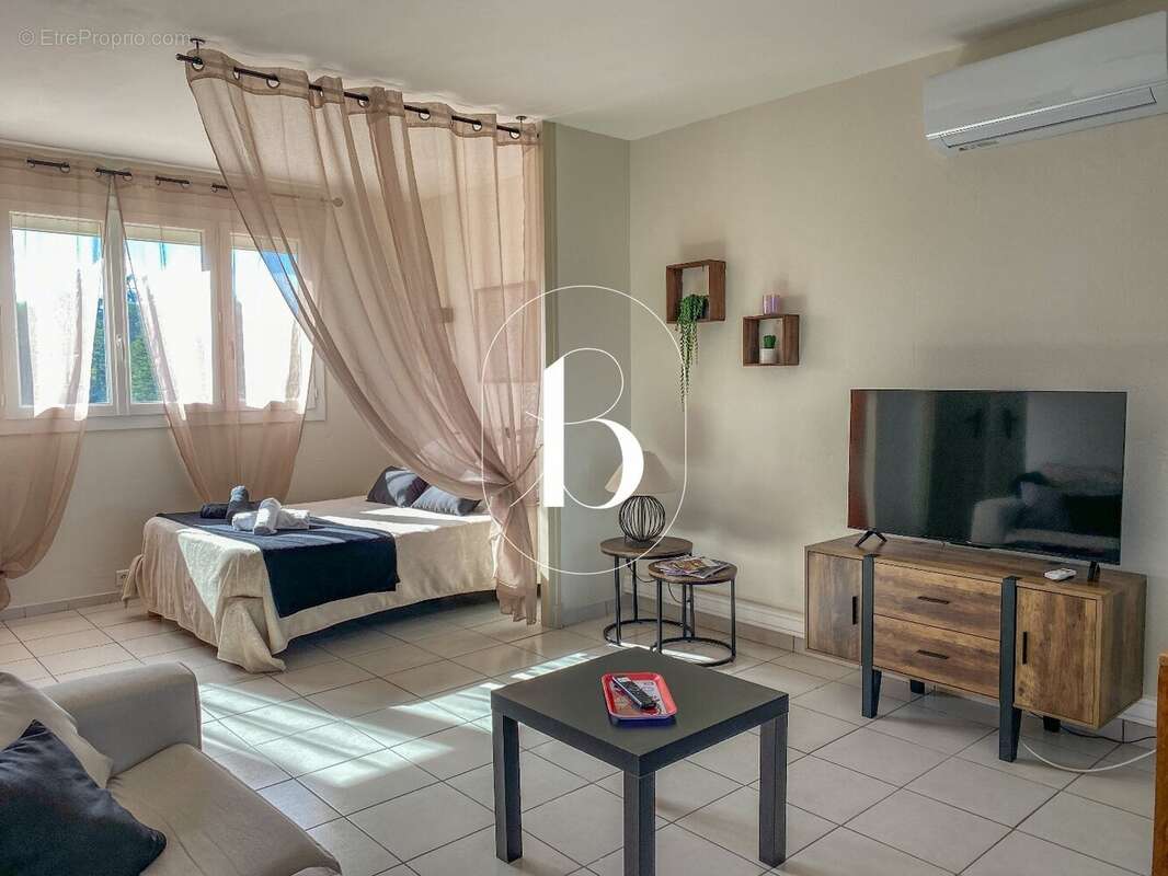 Appartement à VALLON-PONT-D'ARC