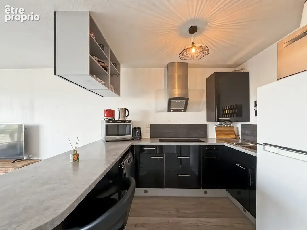 A VENDRE - Appartement dernier étage T2 54m2 - Annemasse Gare - photo 4