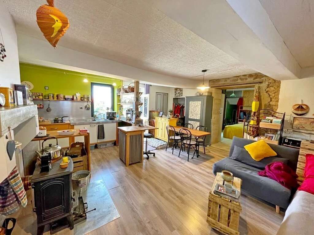 Bourgogne, Parc du Morvan, Secteur Moux en Morvan, maison de campagne 65 m² environ sur plus de 2000 m² de terrain. - photo 12