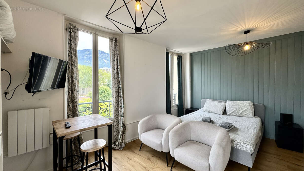 Studio meublé de 21,70 m2 au Grand Hôtel   Hyper centre d'Aix-les-Bains - photo 2