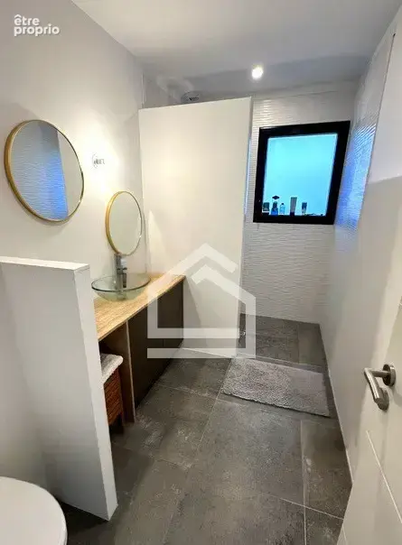 Maison récente et contemporaine, 4 chambres, piscine. - photo 10