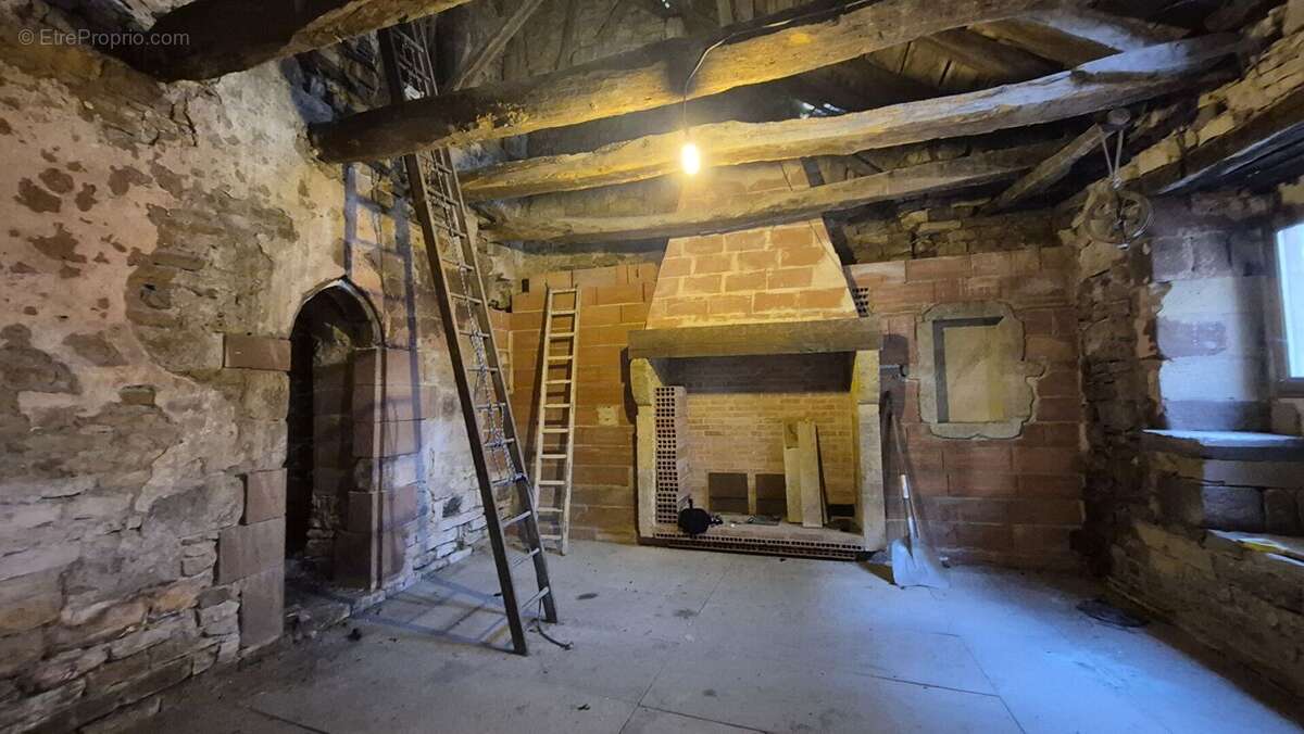 Maison à SAINT-COME-D'OLT