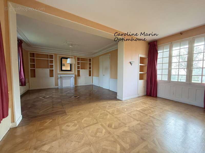 Maison à BOURG-ACHARD