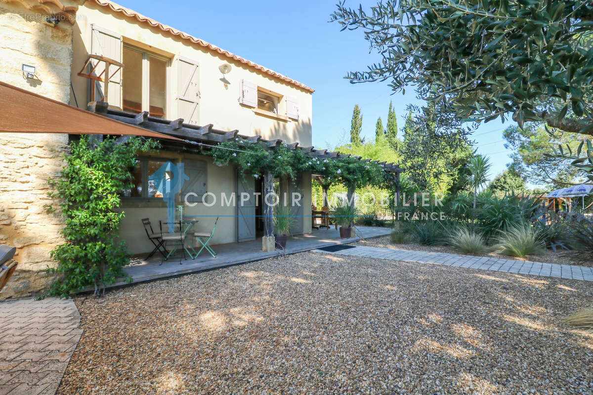 Maison à UZES