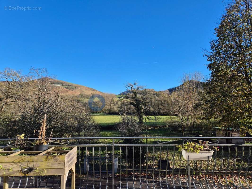 Maison à OLORON-SAINTE-MARIE