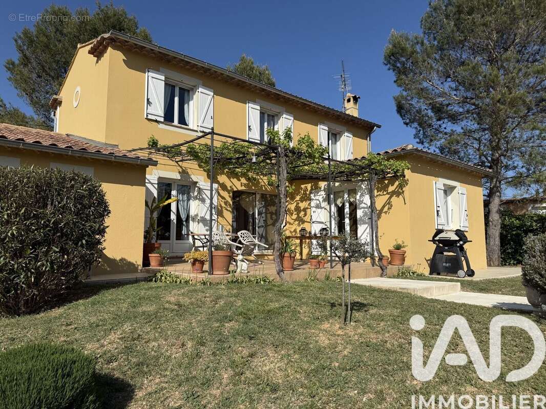 Photo 2 - Maison à BRIGNOLES